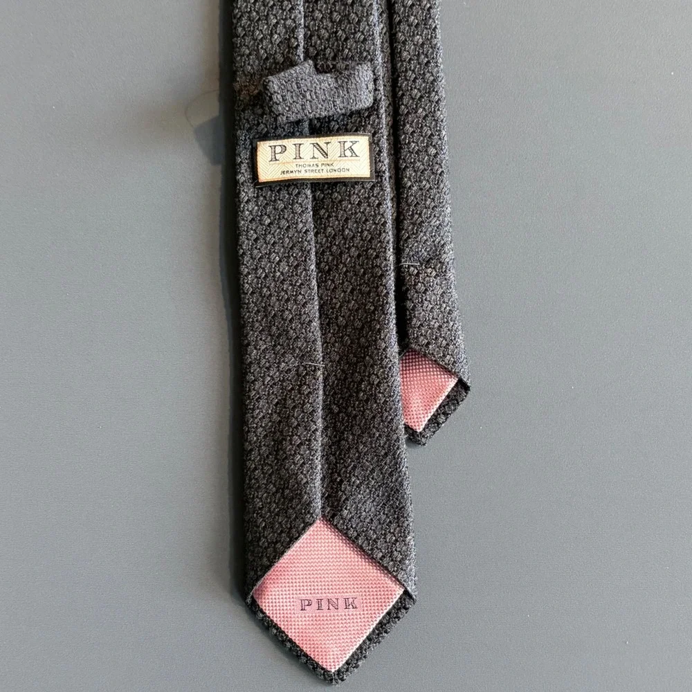 Thomas Pink Wool Silk Tie Italy | Charcoal Basketweave 3
